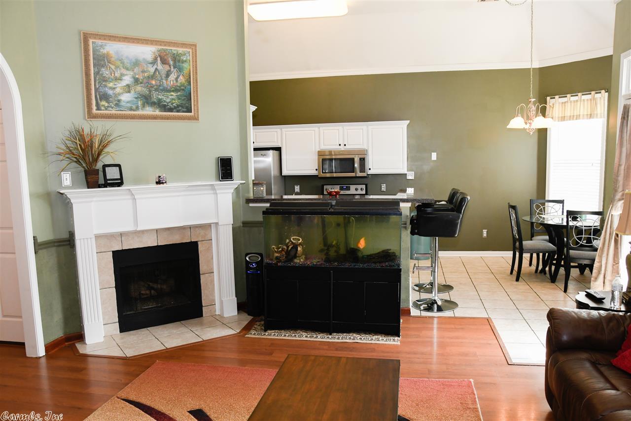 5104 Deerfield, Jonesboro, AR 72404