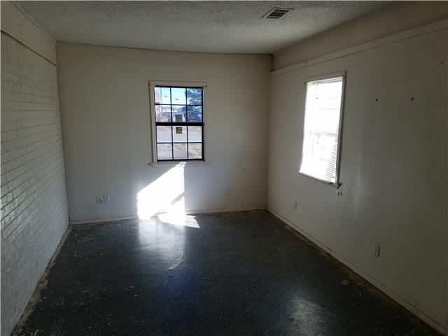 453 N Deborah StBono, AR, 72416Craighead County