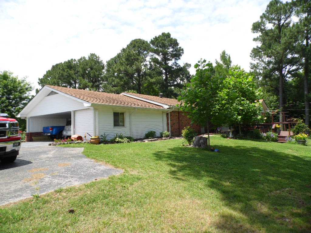 312 N East, Harrisburg, AR 72432
