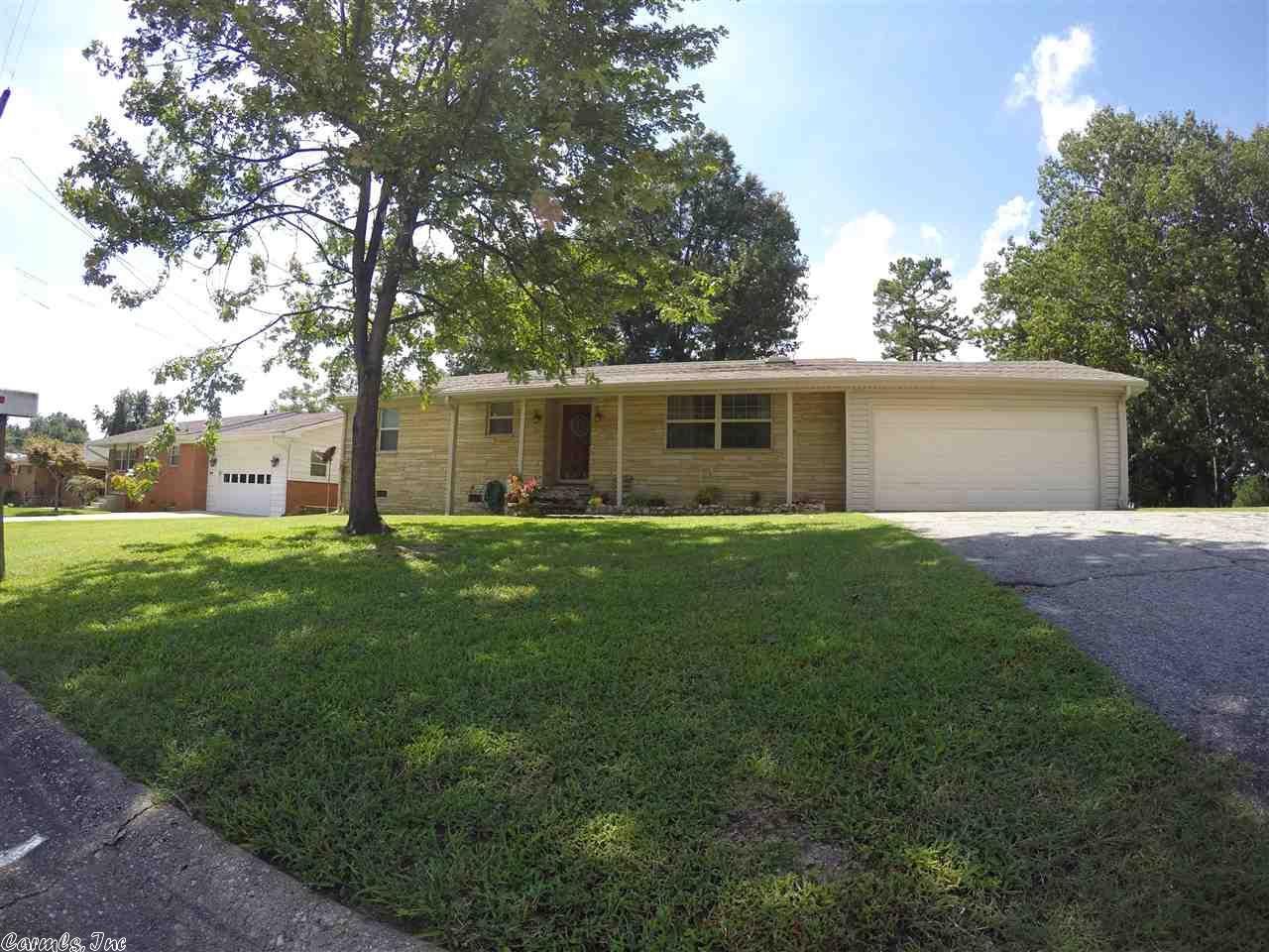 124 Yates St., Paragould, AR 72450