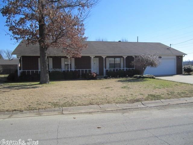 1201 Daniel Dr., Paragould, AR 72450
