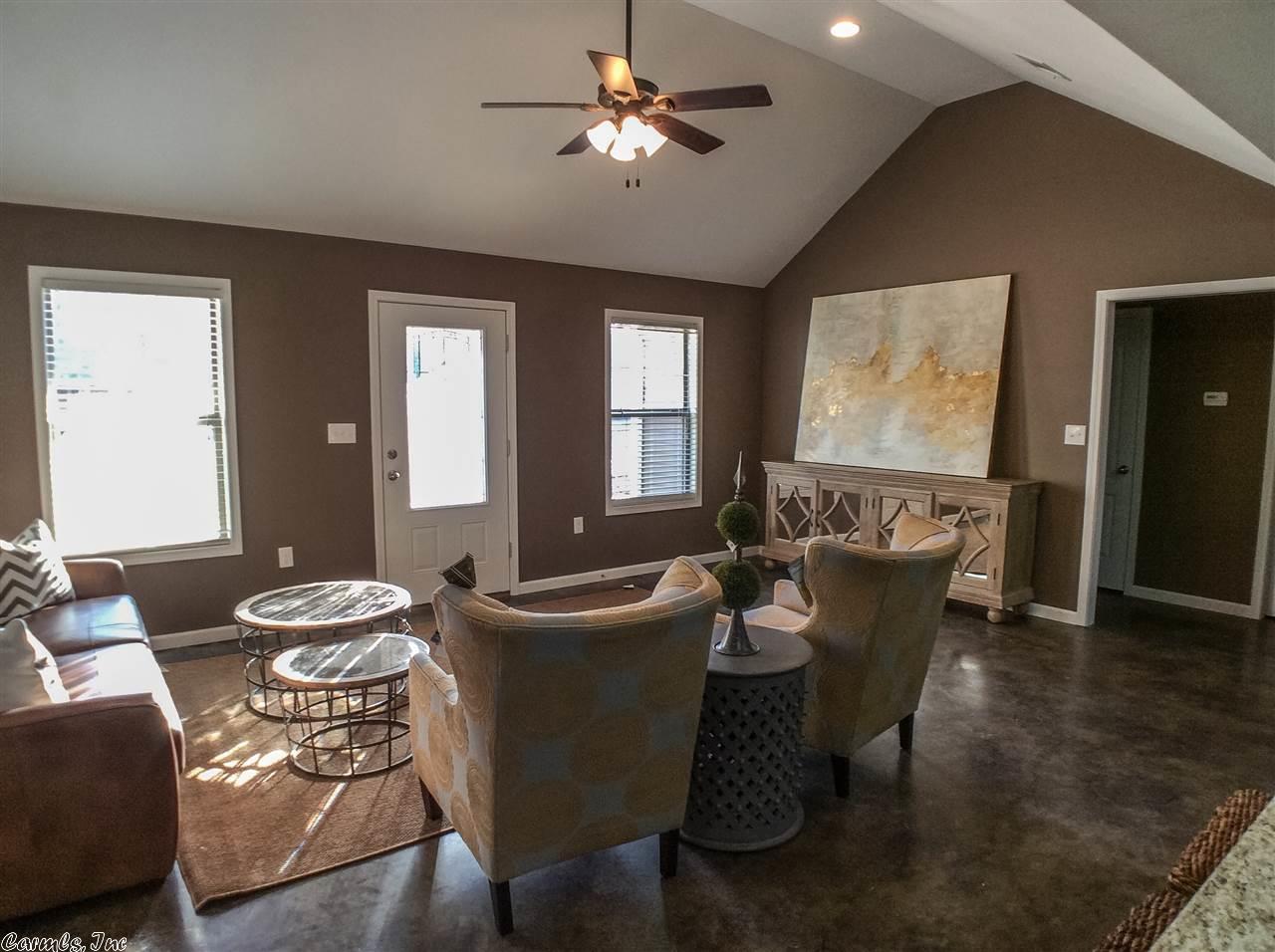 3101 CASE STREET, Paragould, AR 72450
