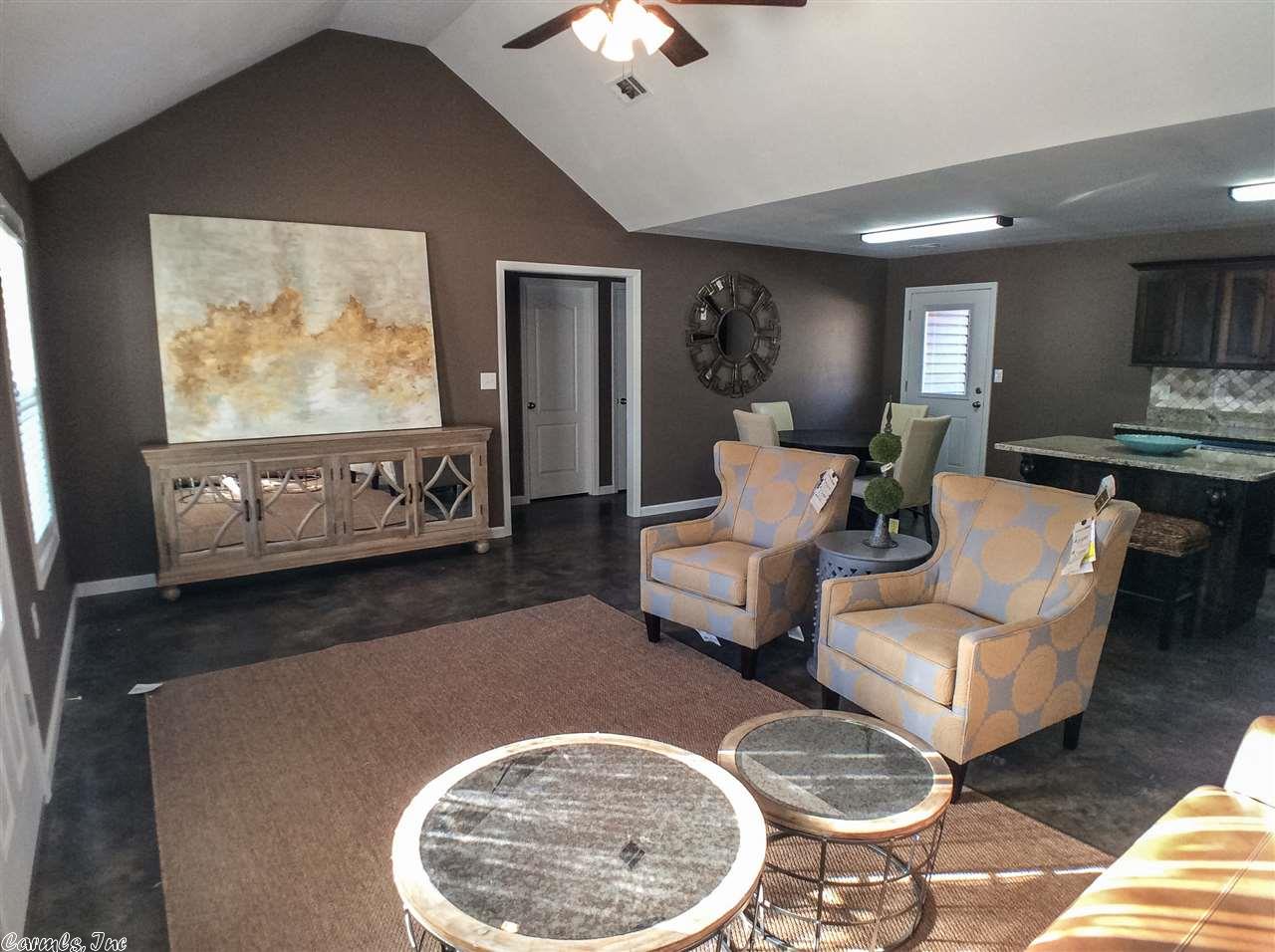 3101 CASE STREET, Paragould, AR 72450