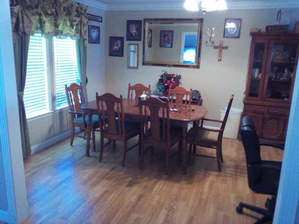 835 Oakbluff Rd