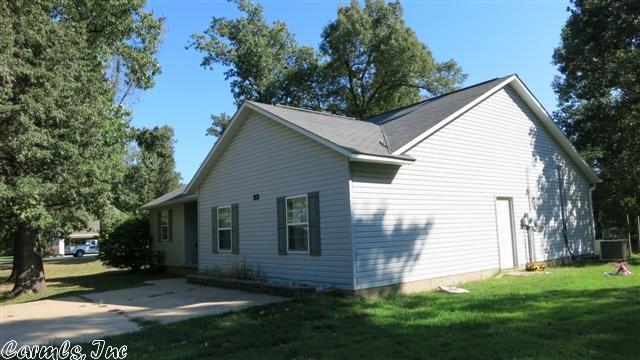 23 Matecumbe Drive, Cherokee Village, AR 72513
