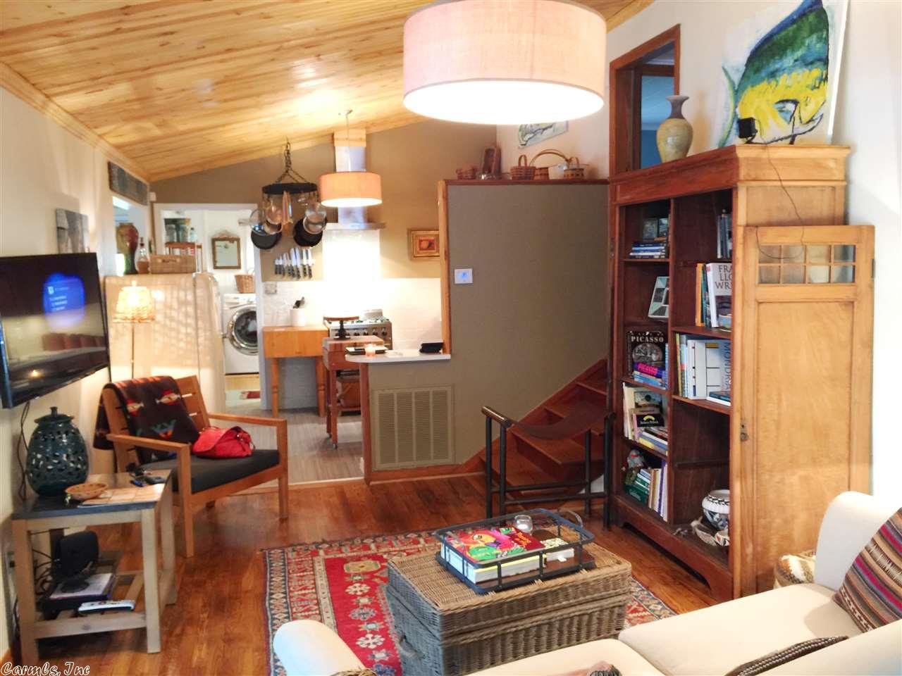 10 E Lakeshore Drive, Cherokee Village, AR 72529