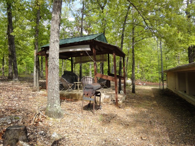 28 Shady Lane, Highland, AR 72542