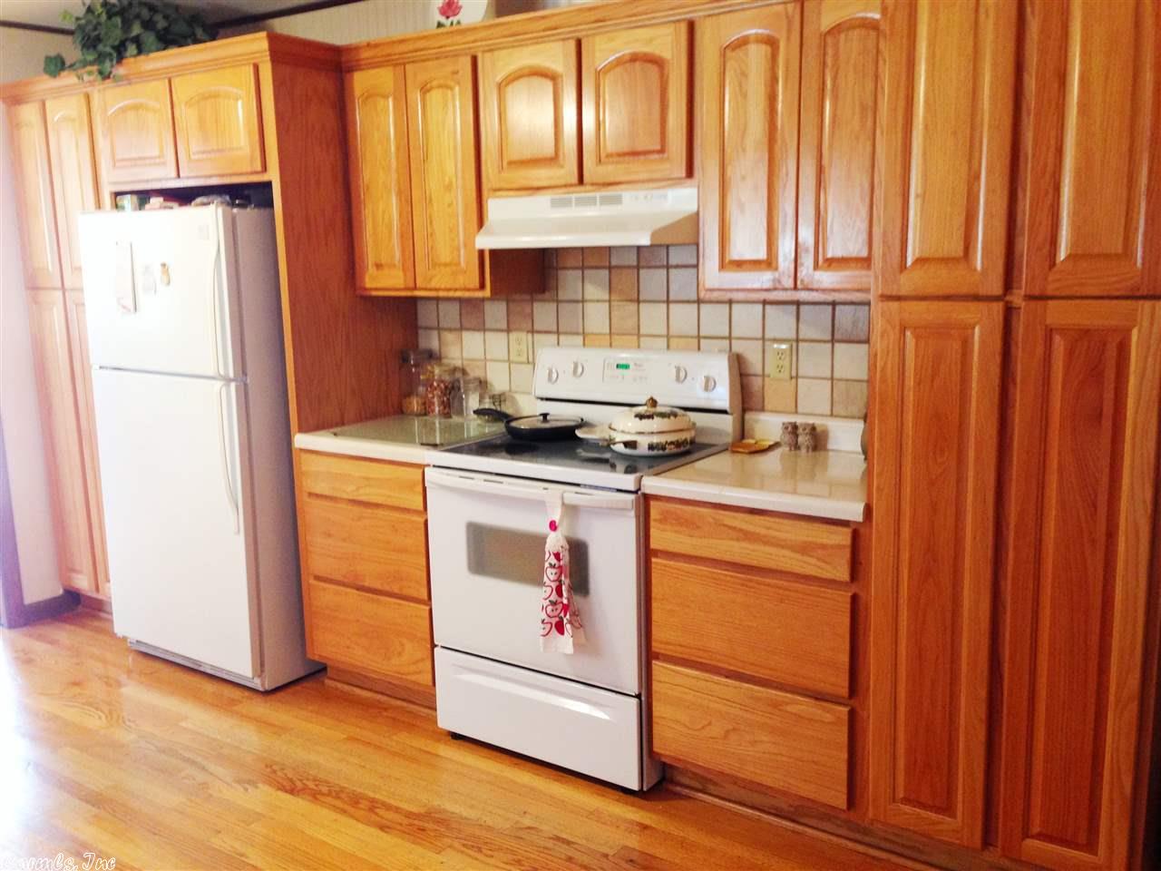 2472 63 Highway, Hardy, AR 72542