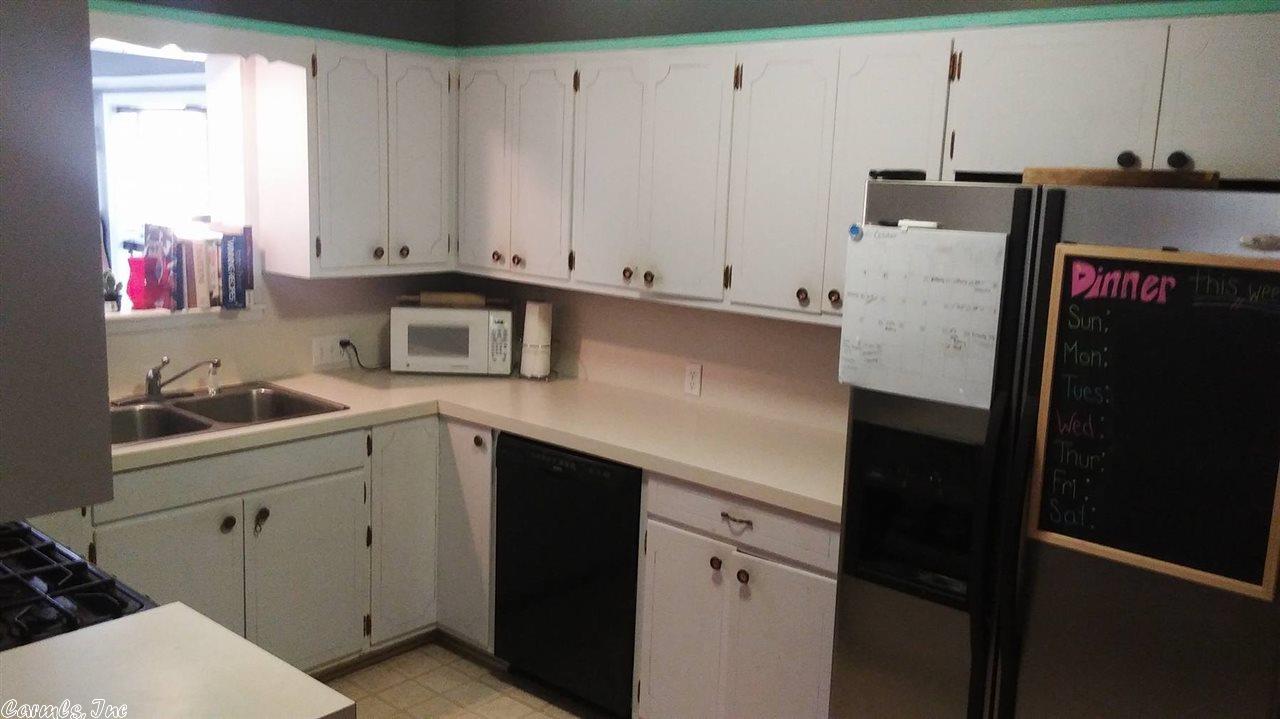1815 Lakeshore Drive, Heber Springs, AR 72543