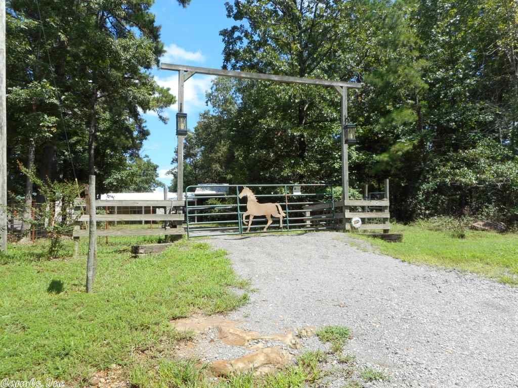 625 S Sexton Creek Road, Heber Springs, AR 72543