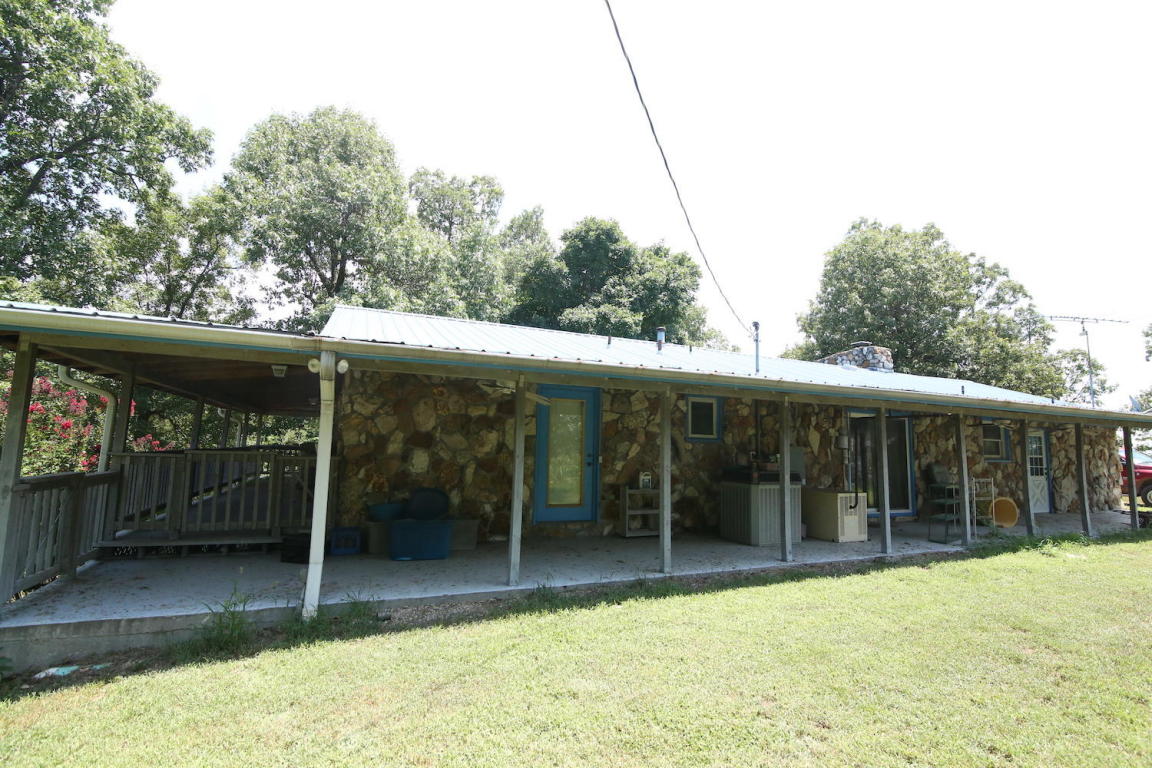715 Moonlight Rd, Mammoth Spring, AR 72554