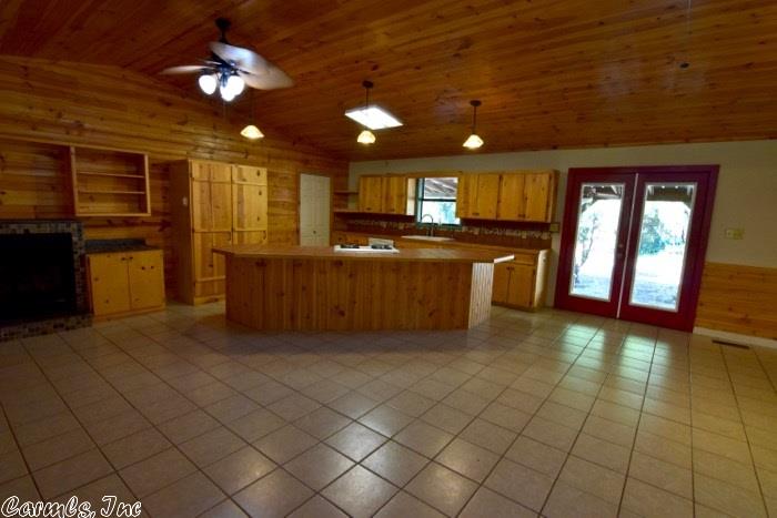 1519 Coolwater Retreat, Mountain View, AR 72560