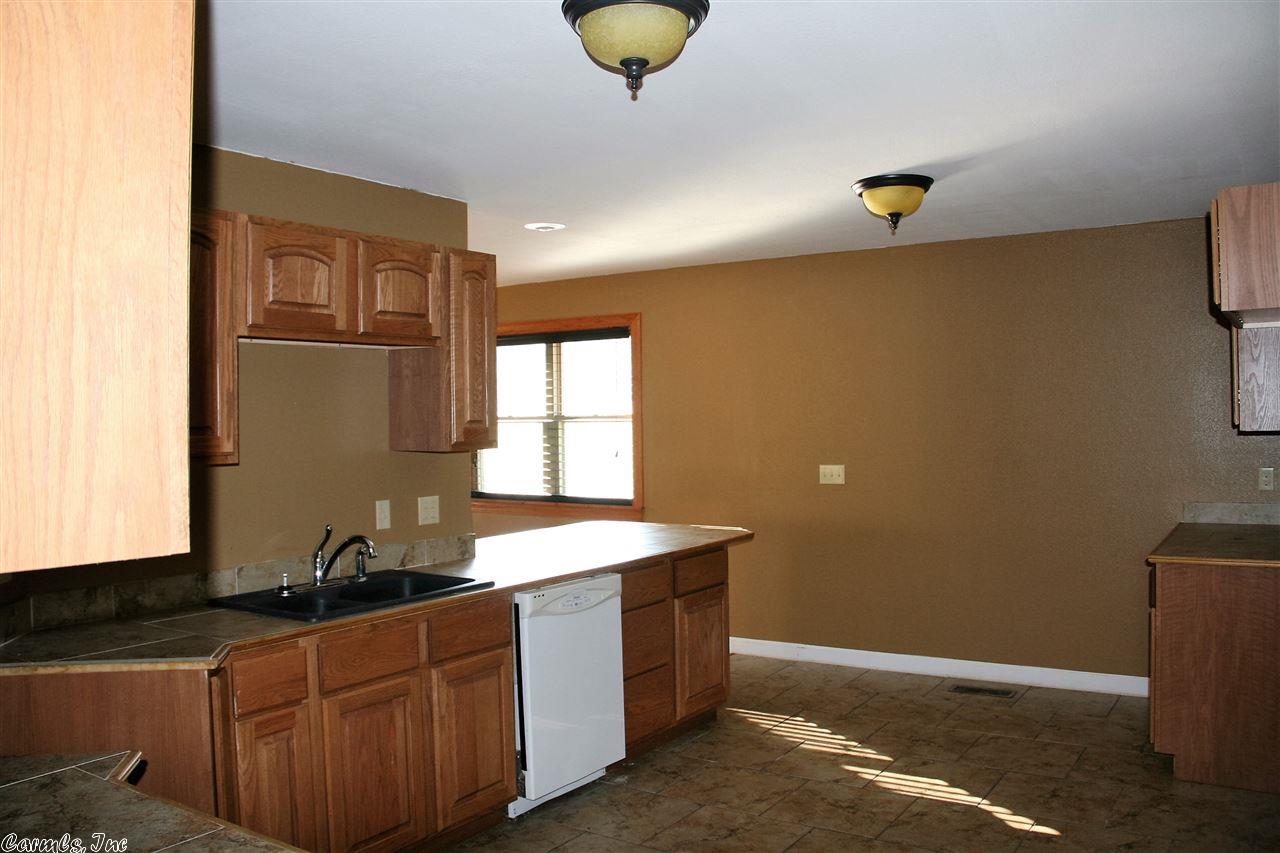 303 Whitewater, Mountain View, AR 72560