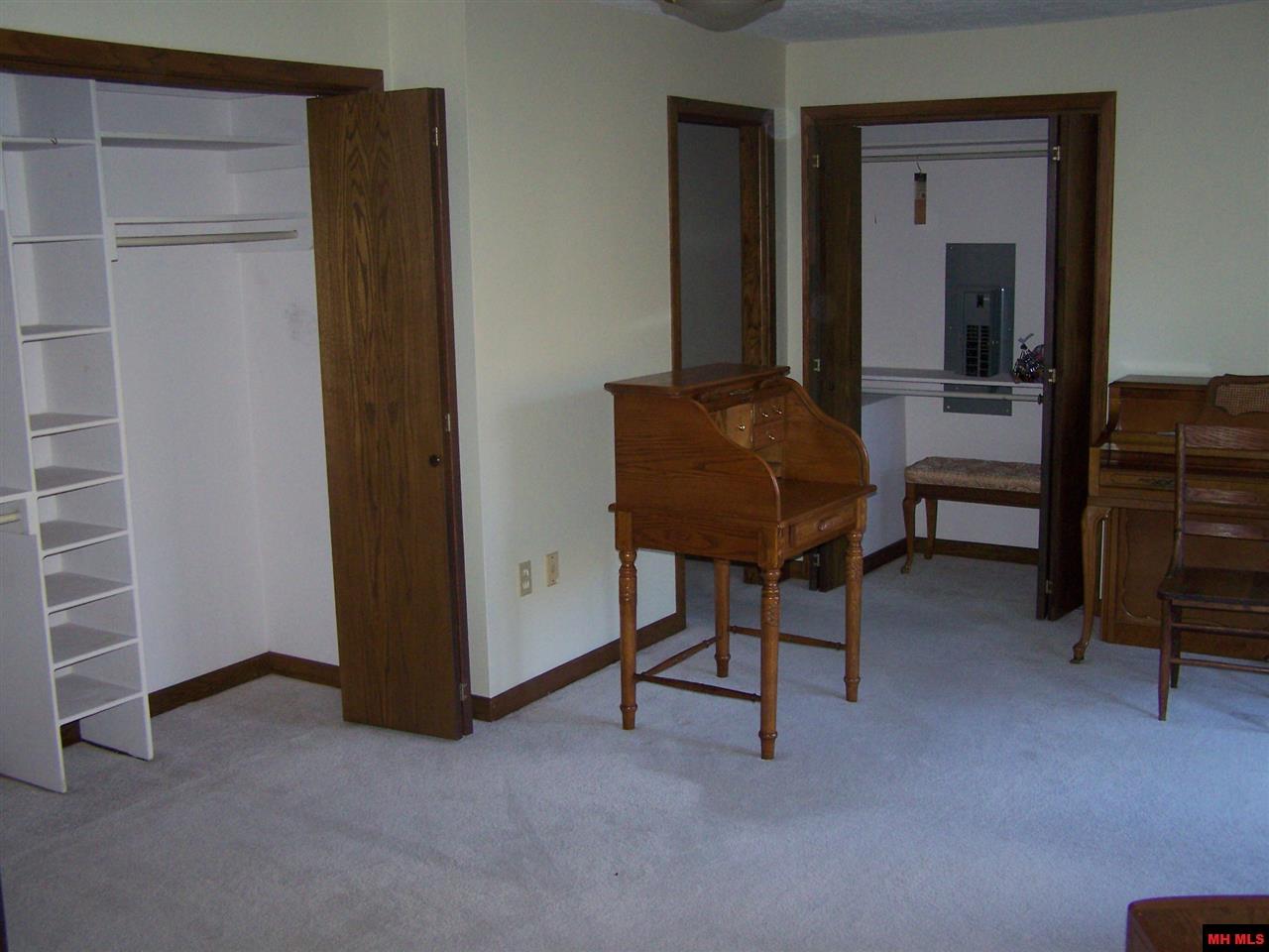 9298 HWY 62 WEST, Viola, AR 72583