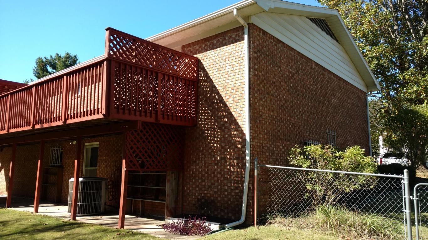 1122 W College, Harrison, AR 72601