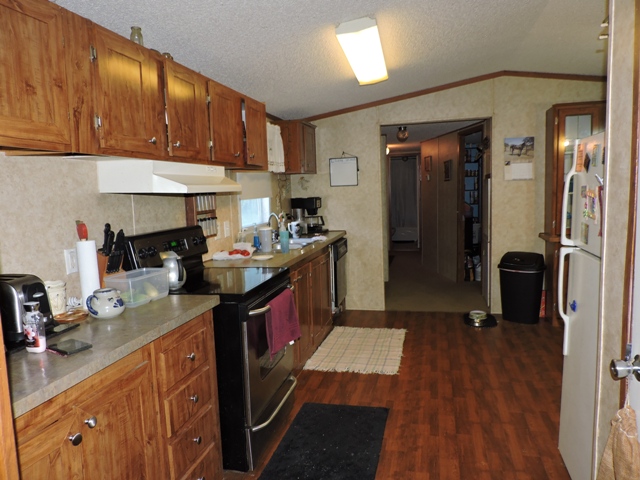 102 WPA Road, Alpena, AR 72611