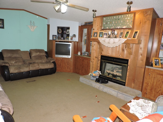 102 WPA Road, Alpena, AR 72611