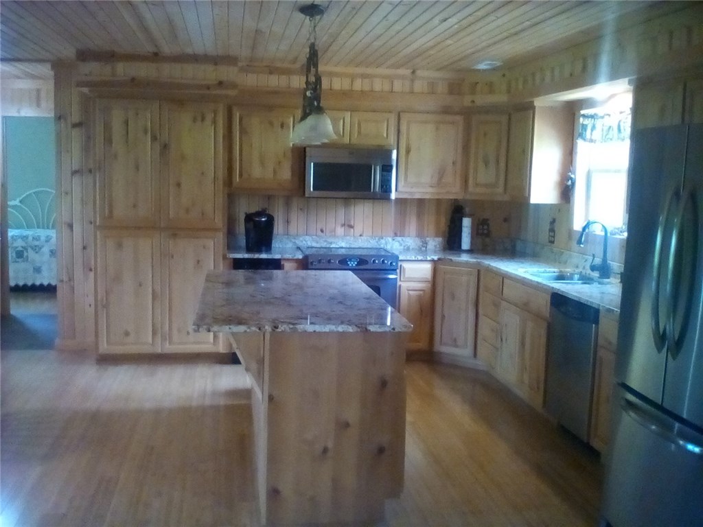 2214 Hwy 143, Berryville, AR 72616