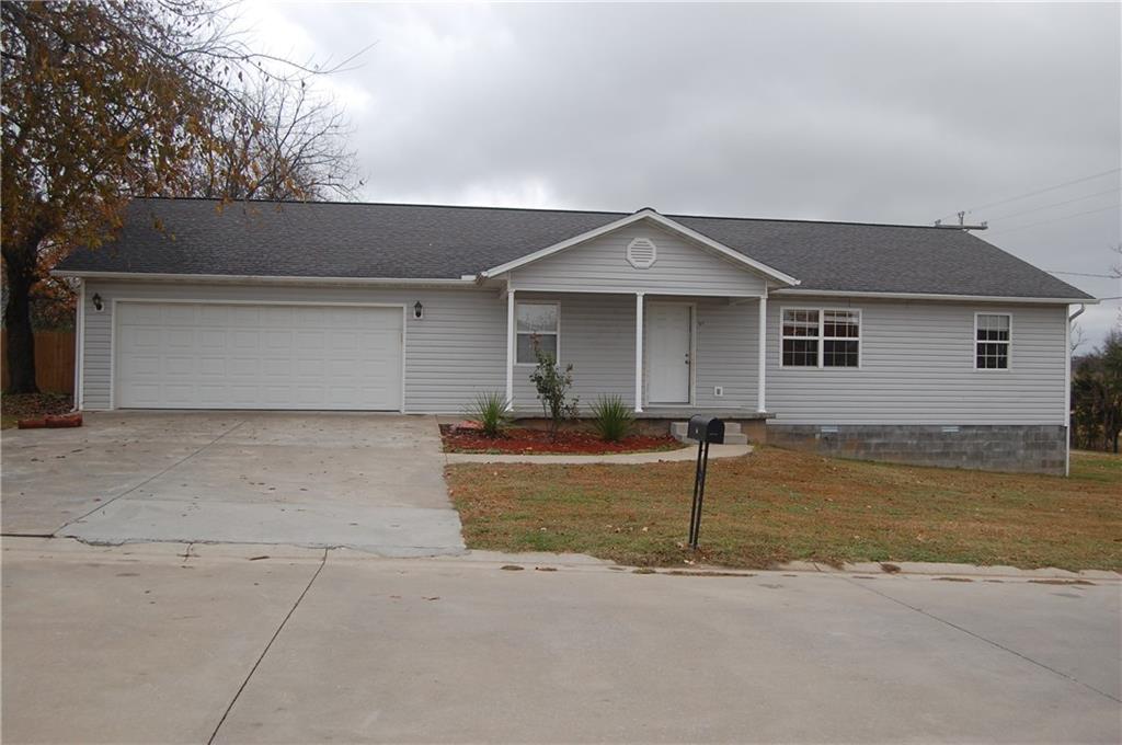 101 Paradise HeightsDR, Berryville, AR 72616