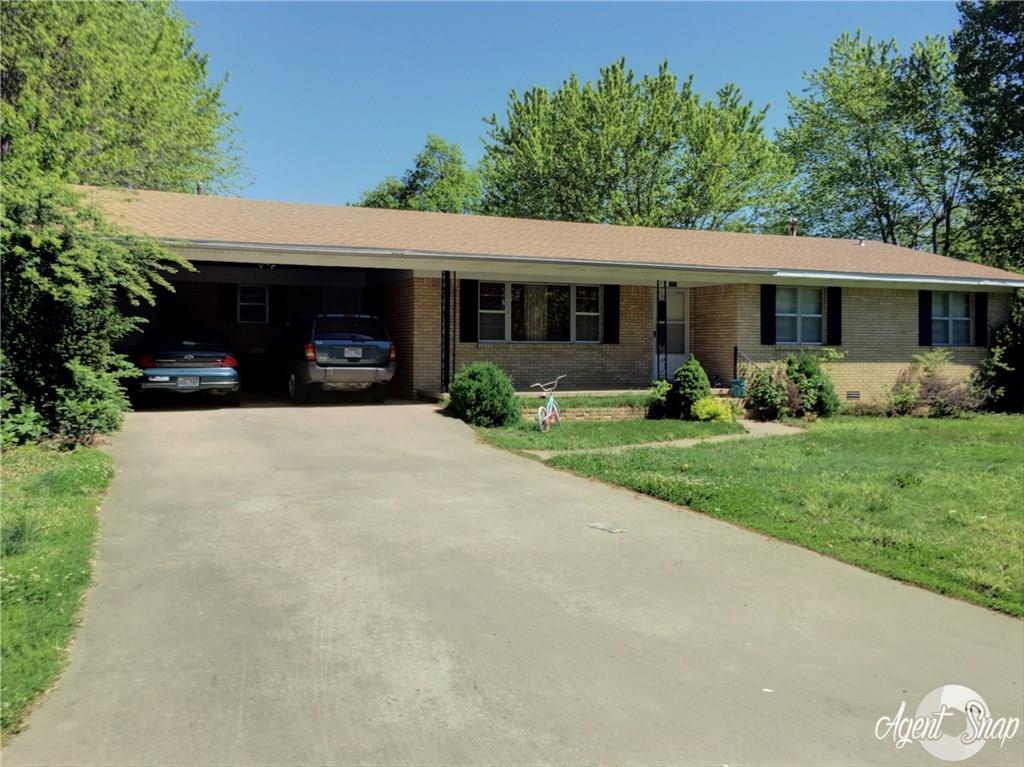 1002 JeffersonAVE, Berryville, AR 72616