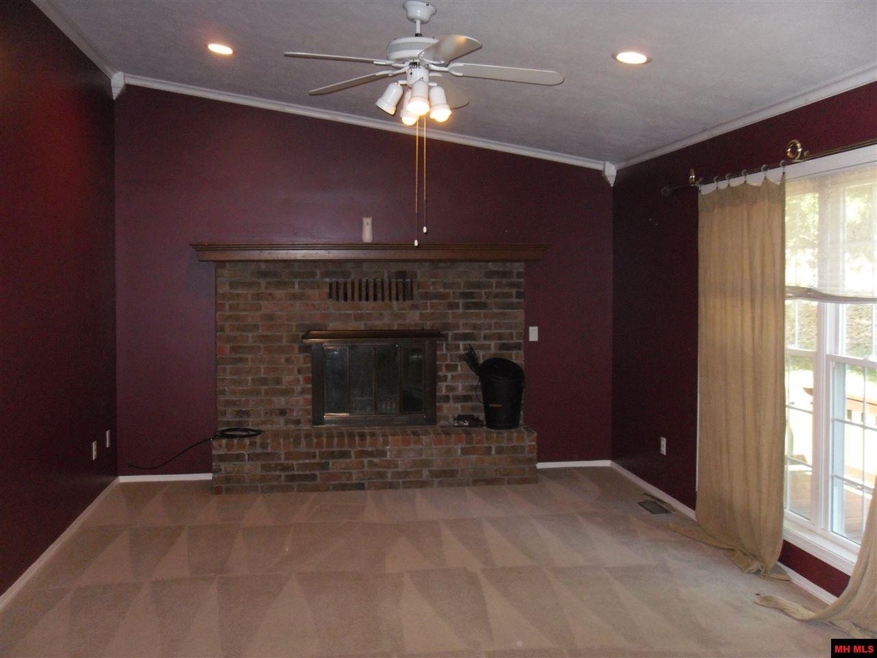 116 BLOU CLOWER, Bull Shoals, AR 72619
