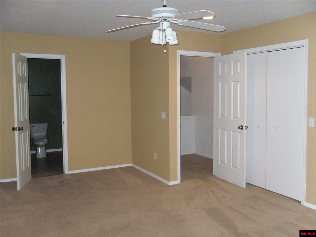 116 BLOU CLOWER, Bull Shoals, AR 72619