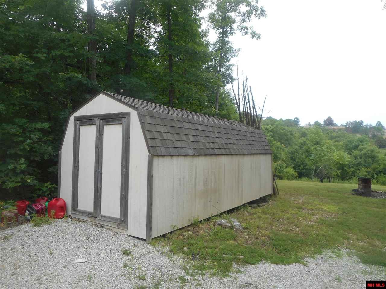 3005 CR 36, Clarkridge, AR 72623