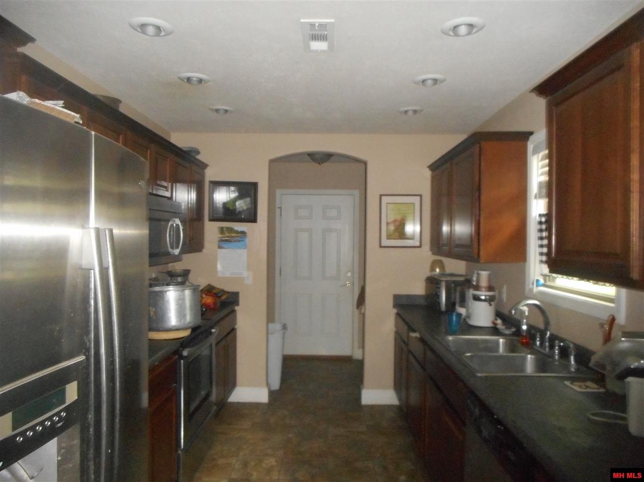 3005 CR 36, Clarkridge, AR 72623