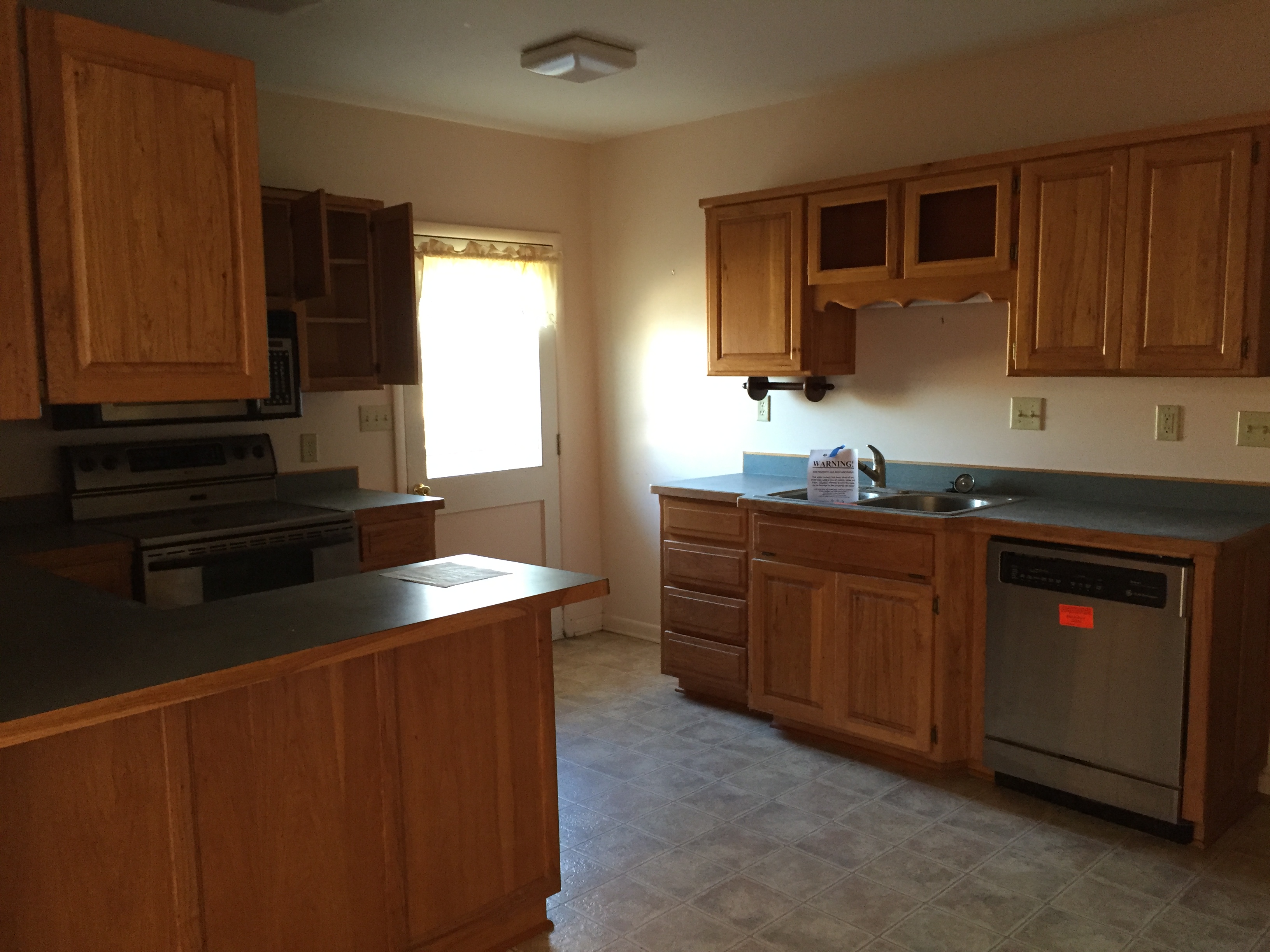 323 Harding Boulevard, Cotter, AR 72626