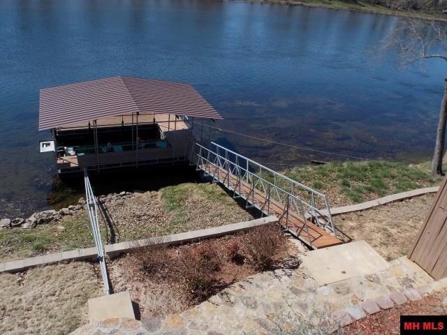 620 VALLEY AIRPORT DRIVE, Cotter, AR 72626