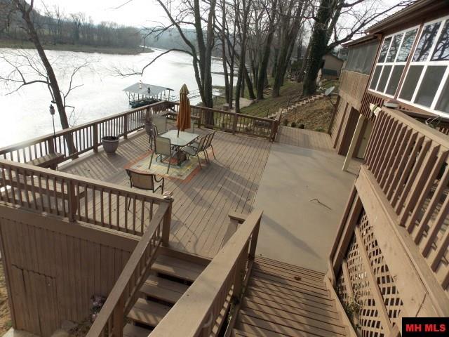 620 VALLEY AIRPORT DRIVE, Cotter, AR 72626