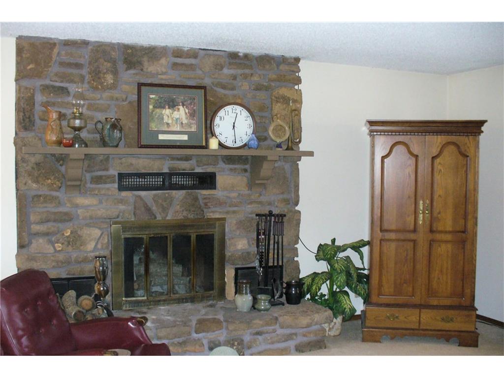 30 Burkmo Ln, Holiday Island, AR 72631