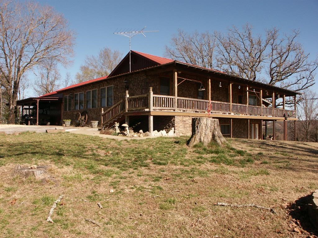 423 County Road 136, Eureka Springs, AR 72631