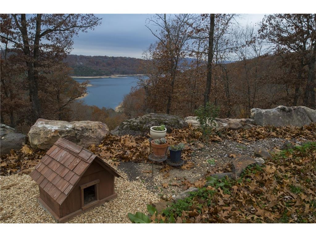 1502 MundellRD, Eureka Springs, AR 72631