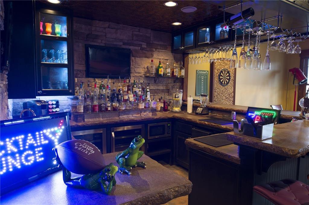 1502 MundellRD, Eureka Springs, AR 72631