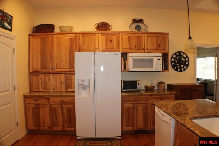 57 BLACKBIRD LANE, Flippin, AR 72634