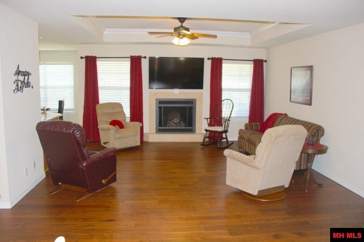 220 SHERMAN DRIVE, Gassville, AR 72635