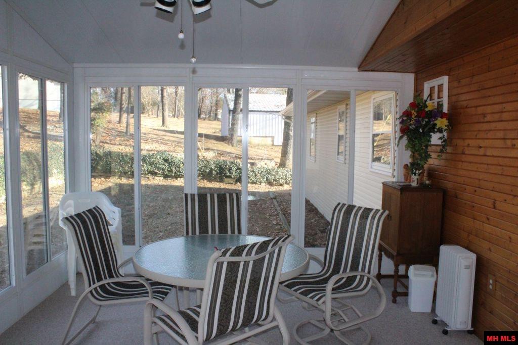 36 HELTON ROAD, Lakeview, AR 72642