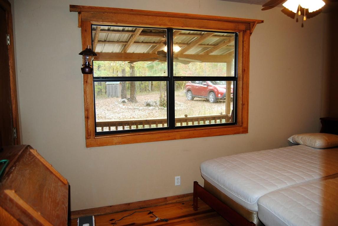 240 YEOMAN Drive, Marshall, AR 72650
