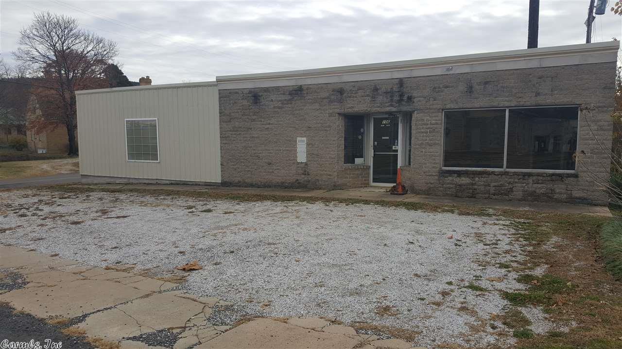 106 E Nome Street, Marshall, AR 72650