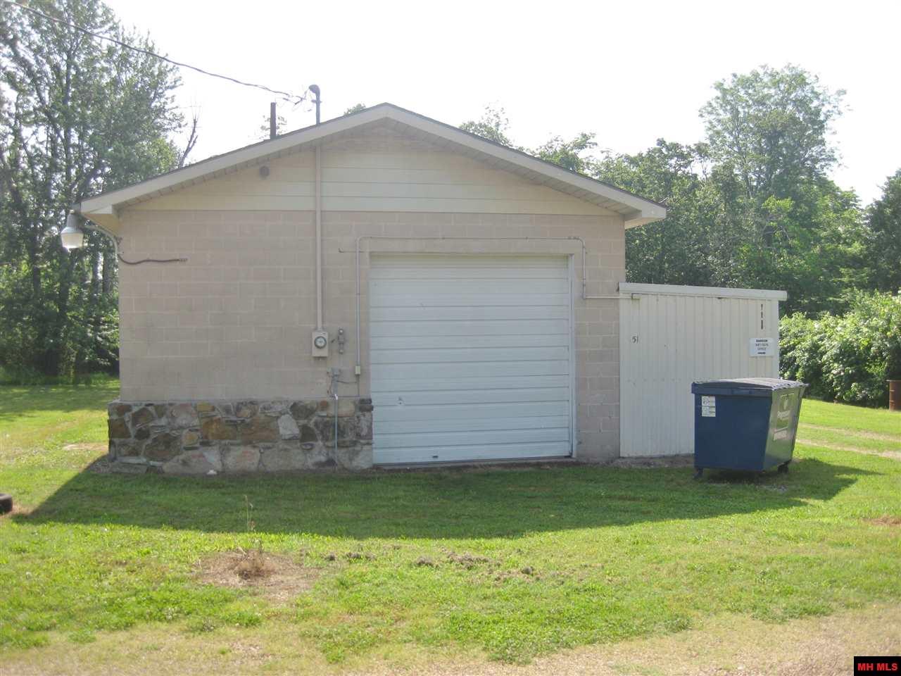 51 CR 904, Midway, AR 72651