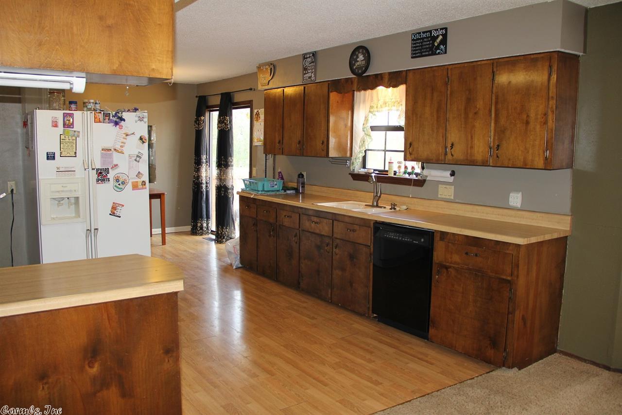 79 Floyd Street, Mountain Home, AR 72653