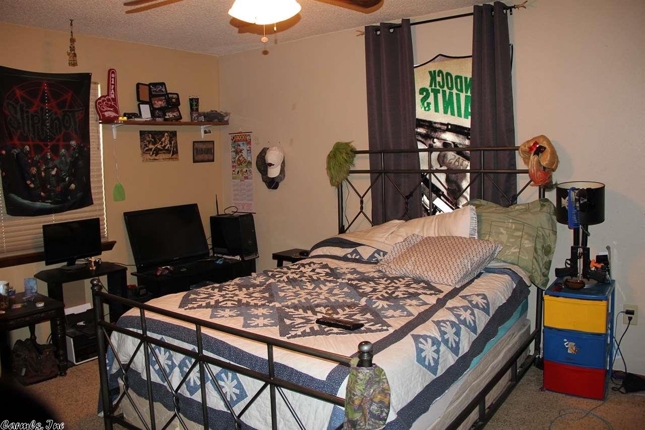 79 Floyd Street, Mountain Home, AR 72653