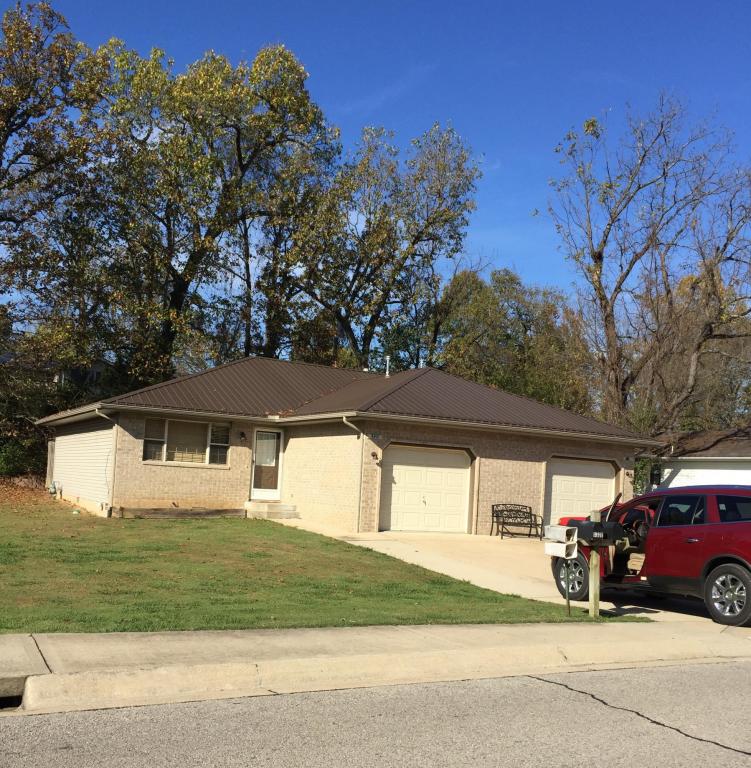 1320-1322 MEADOWBROOK Drive, Mountain Home, AR 72653