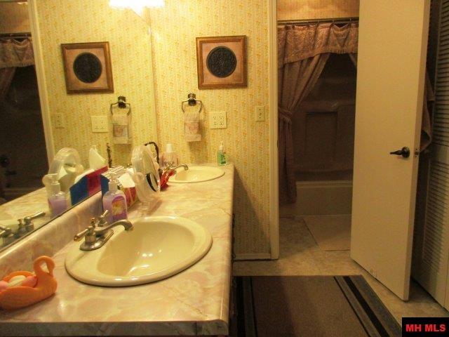 1475County Road 643, Buford, AR 72653