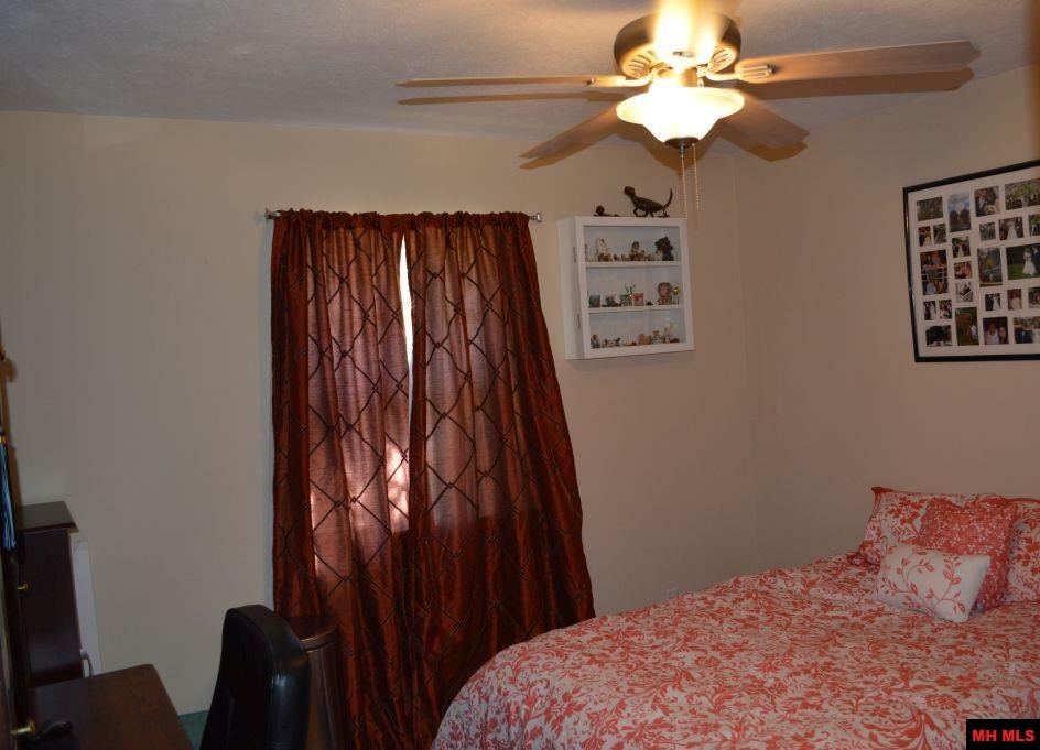 760 WESTERN HILLS LOOP, Mountain Home, AR 72653