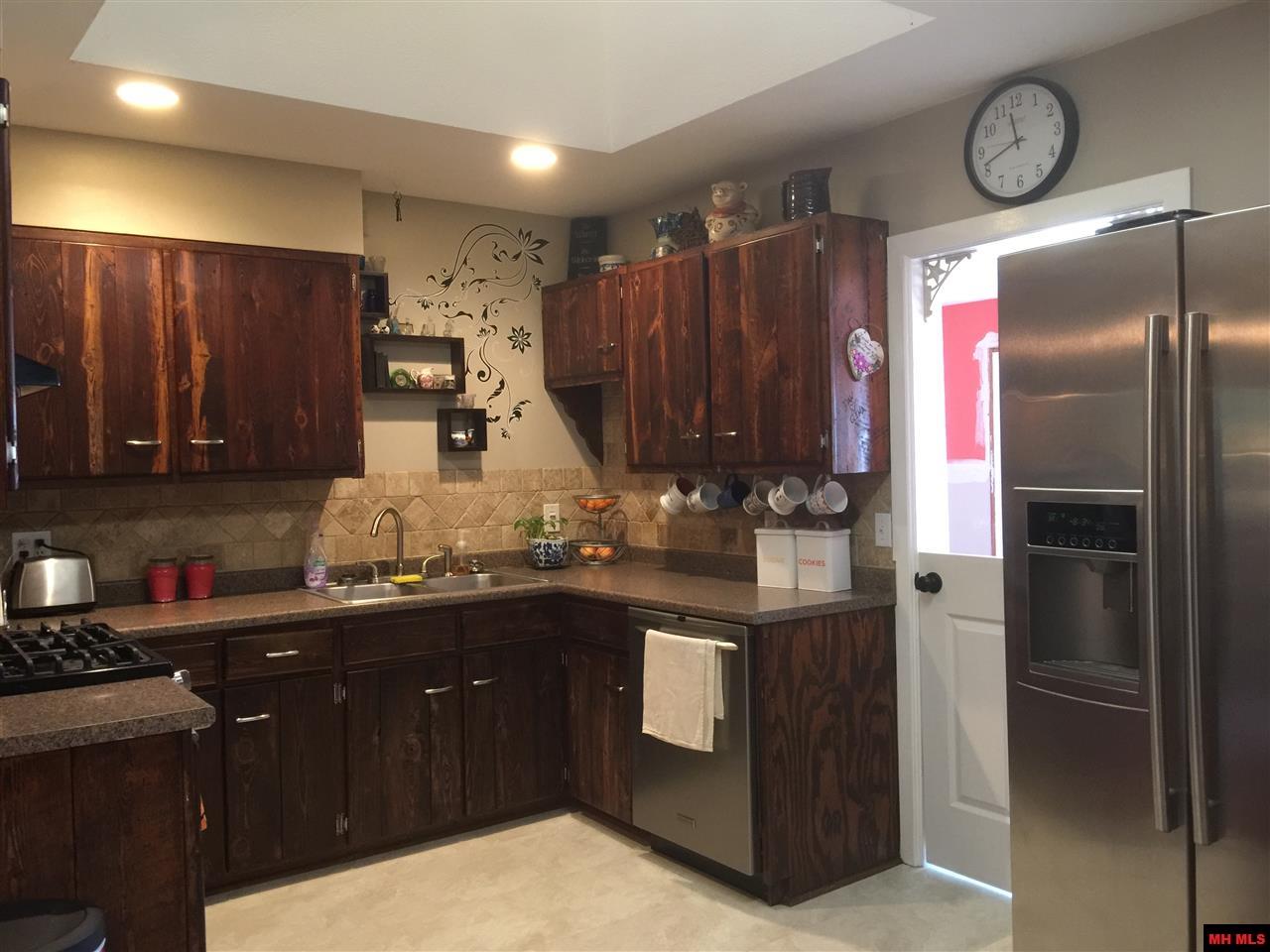 601 E 4TH STREET, Mountain Home, AR 72653