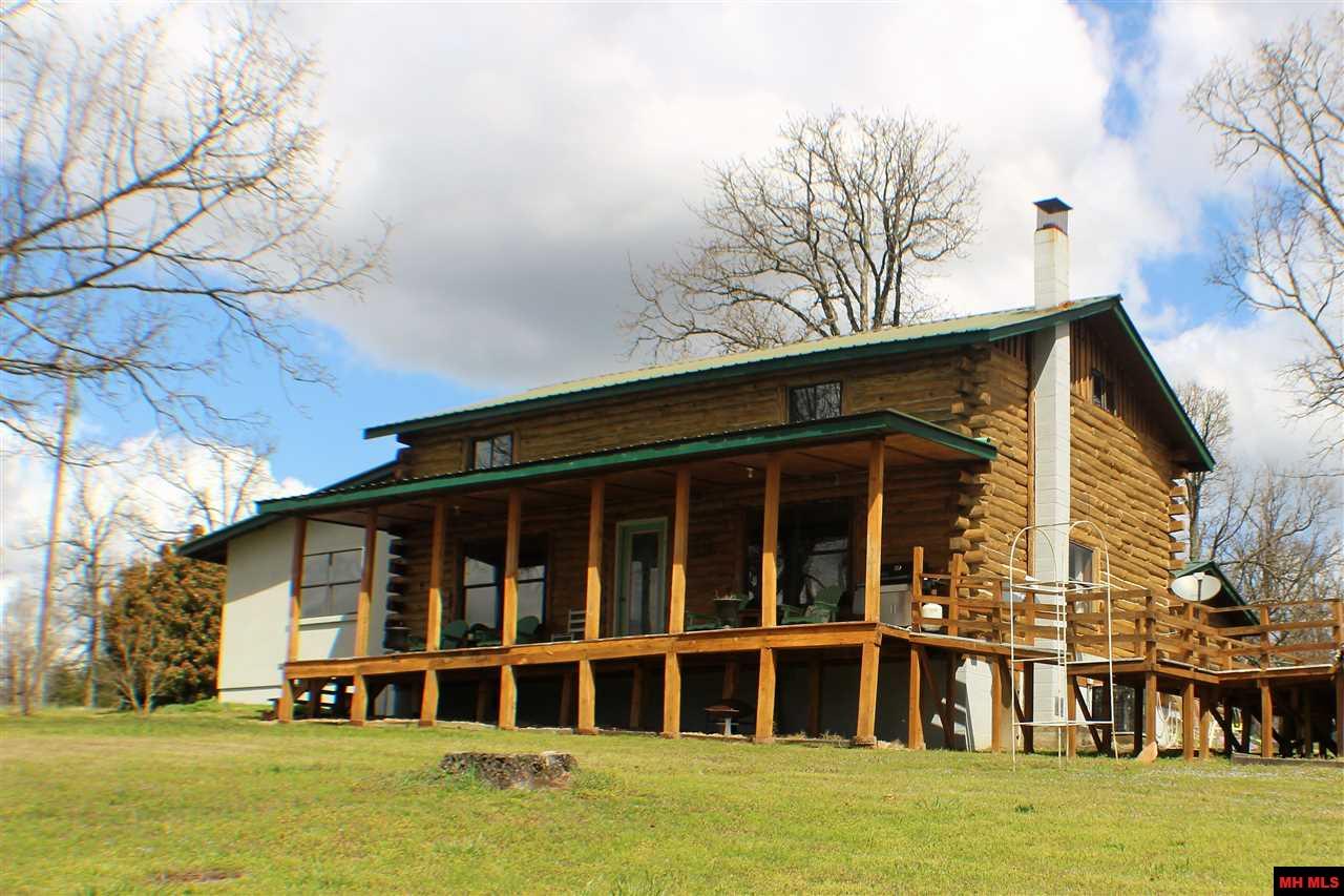 445 CR 1008, Mountain Home, AR 72653