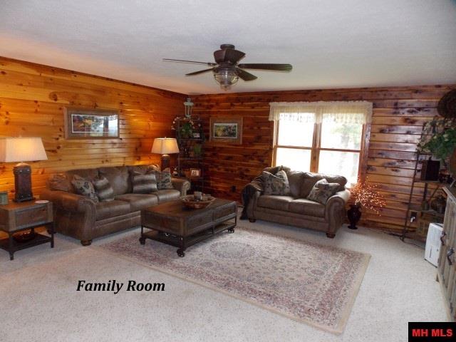 375 AWESOME LANE, Mountain Home, AR 72653