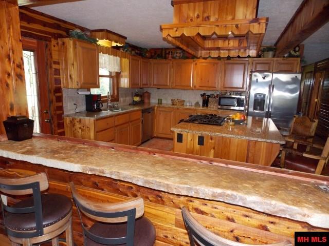 375 AWESOME LANE, Mountain Home, AR 72653